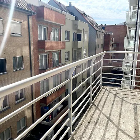 With Beautiful Sea View Apartment